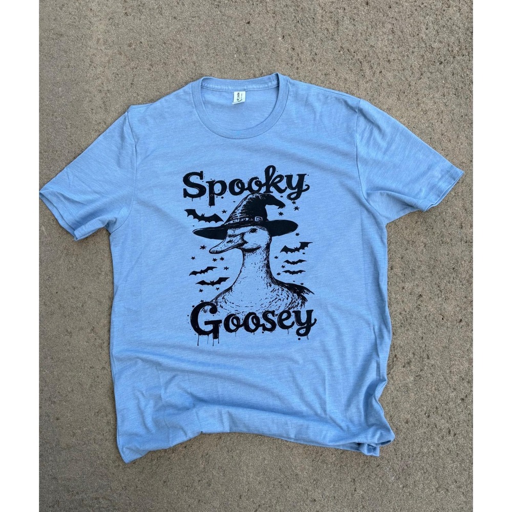 Spooky Goosey T-Shirt‎ Womens Halloween Witch Goose Graphic Tee NWOT